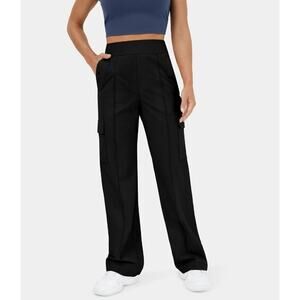 NWT Halara High Waisted Multiple Pockets Wide Leg Casual Cargo Pants